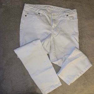 Micheal Kors cropped white jeans